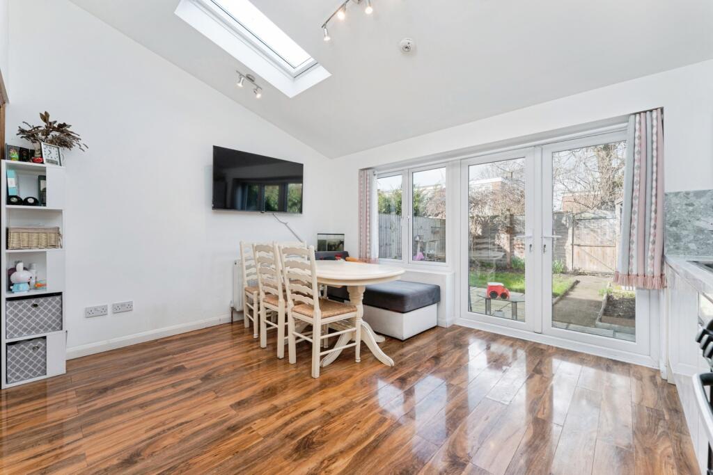 Main image of property: Derwent Close, Cambridge, Cambridgeshire, CB1