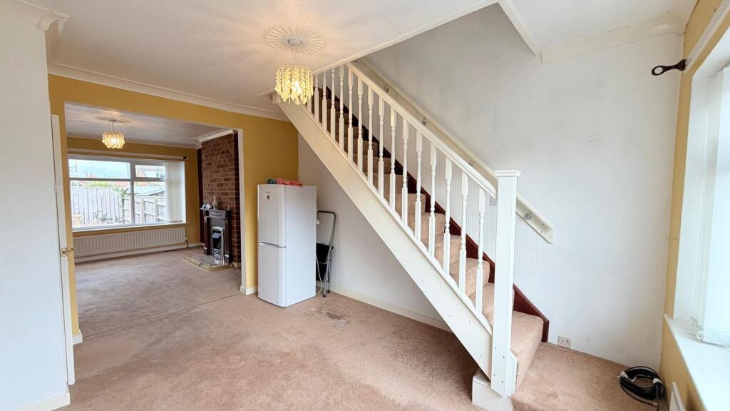 Waveney Grove, Skelton-in-cleveland, Redcar And Cleveland photo 4