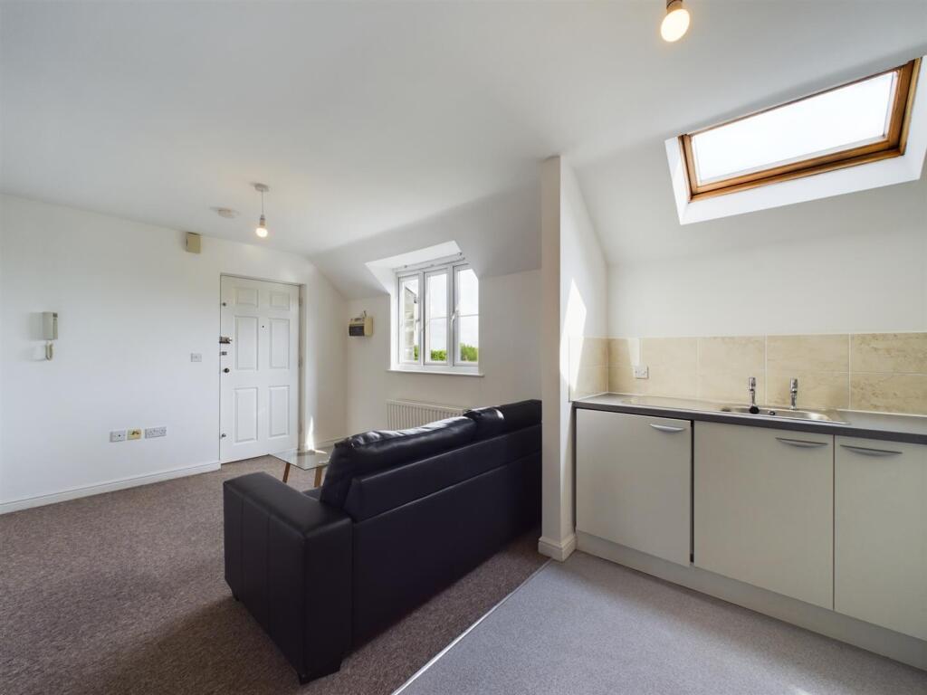 Apartment in Birmingham - View 3