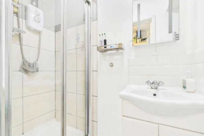 Owners¿ accommodation - shower room