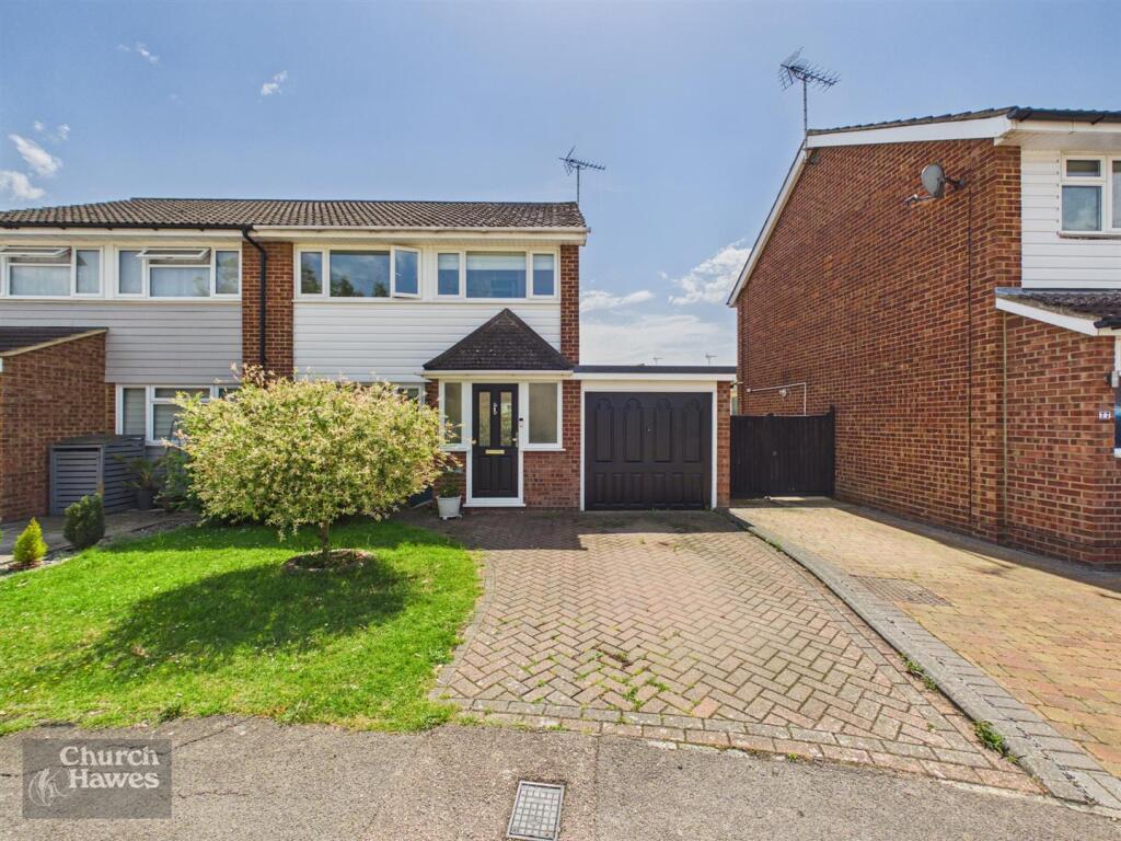 Main image of property: Downleaze, South Woodham Ferrers