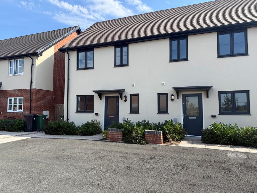 Main image of property: Kop Close, Brimfield, SY8