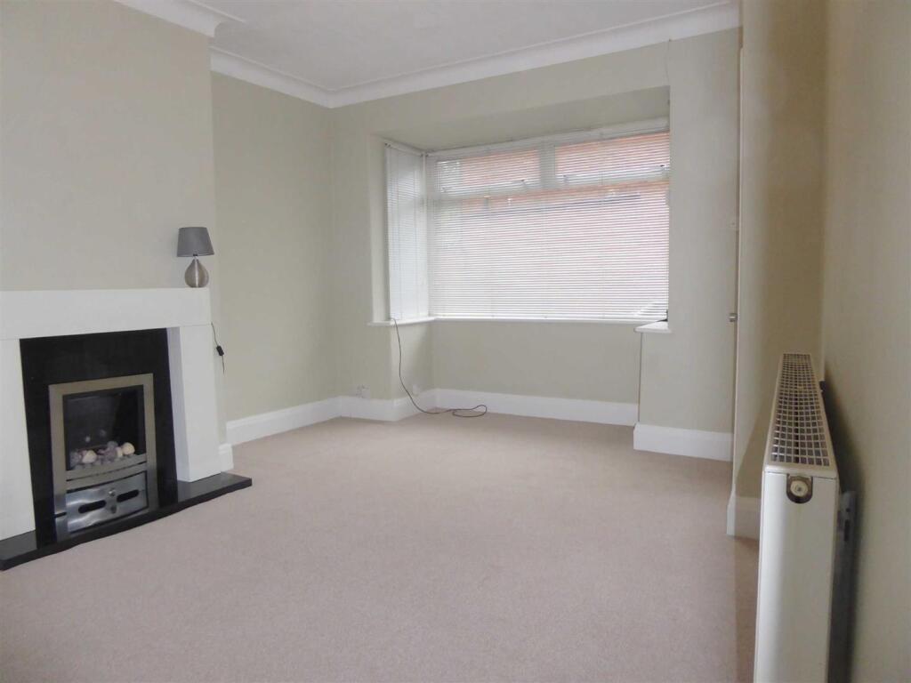 House in Leeds - View 2