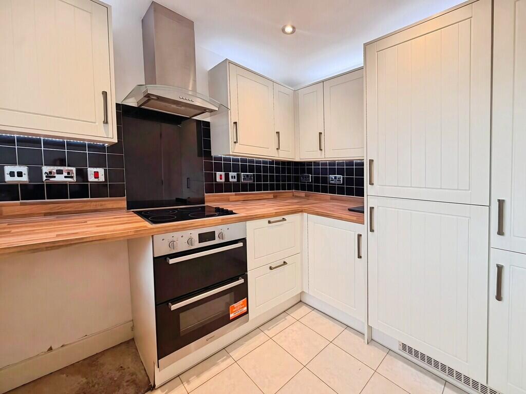 House in North West Leicestershire, Castle Donington - View 4
