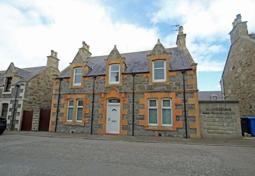 Moraysyde, 5 Stuart Street, Portessie, Buckie, Moray AB56 1TB