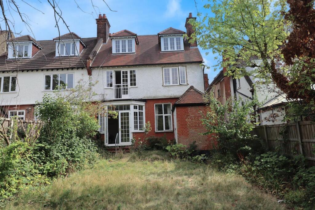 Main image of property: Ravenscroft Avenue, Golders Green, NW11