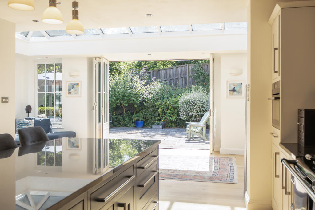 House in Winchester, Dean, Sparsholt - More