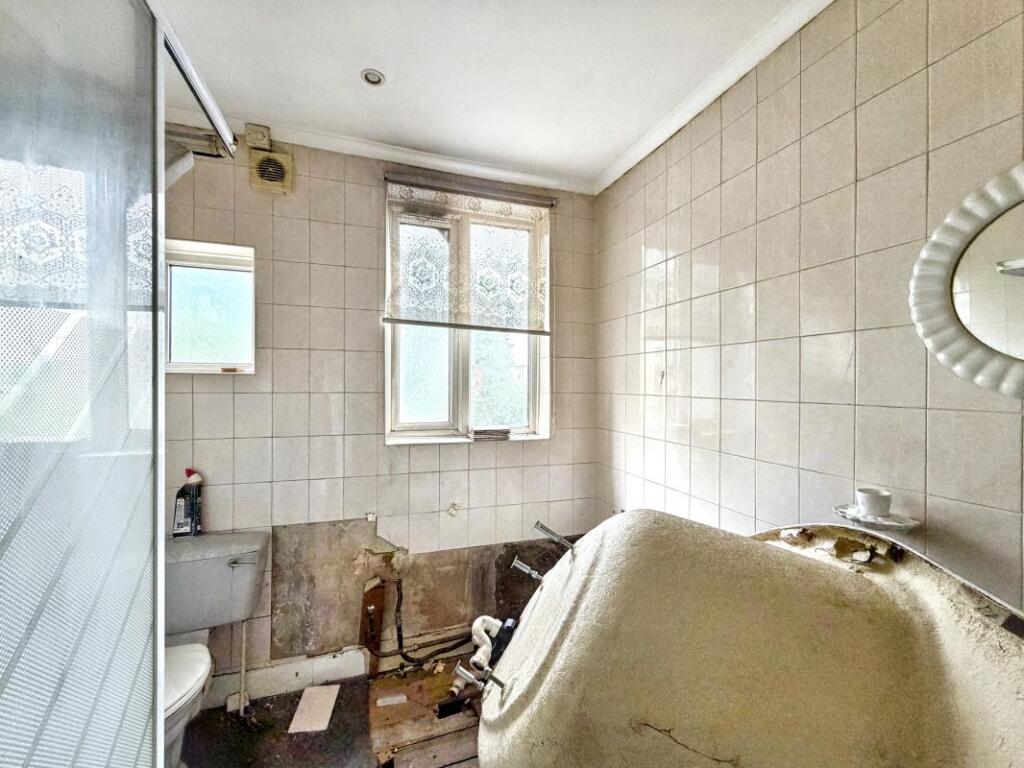 House in London - View 5