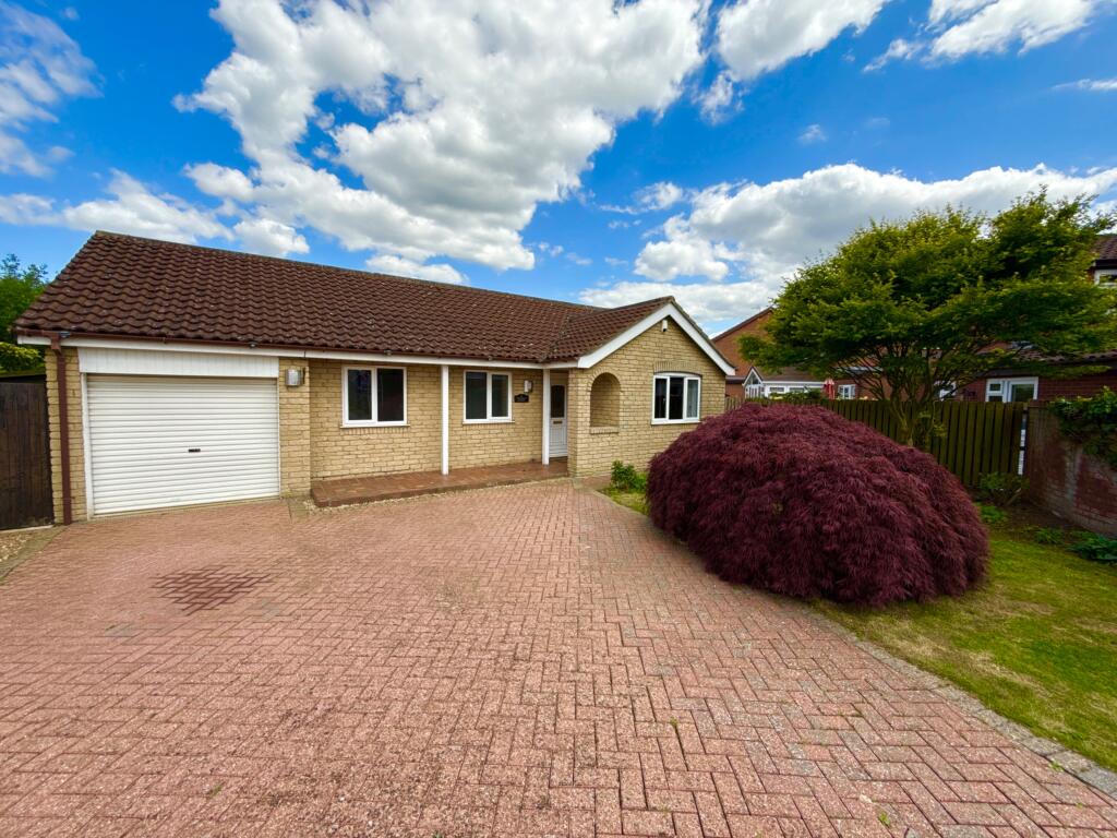 3-bed detached on Windsor Close, Sudbrooke, LN2, £300,000