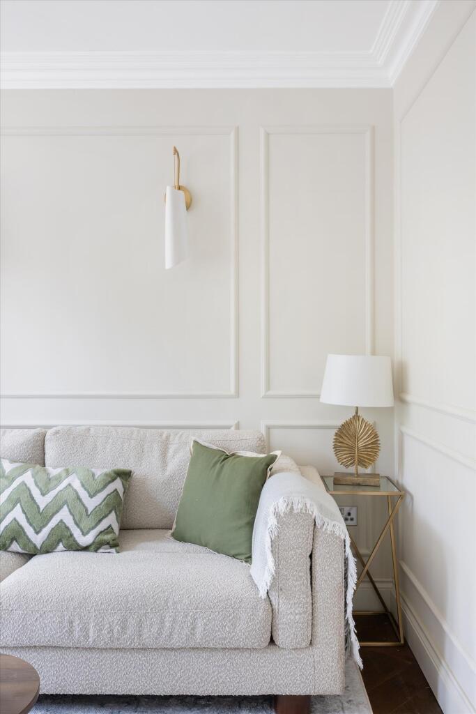 House in London - More