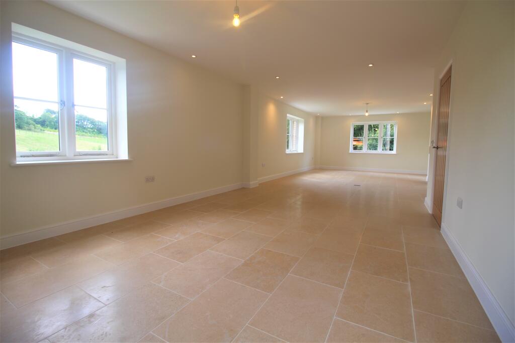 House in Reading - View 5
