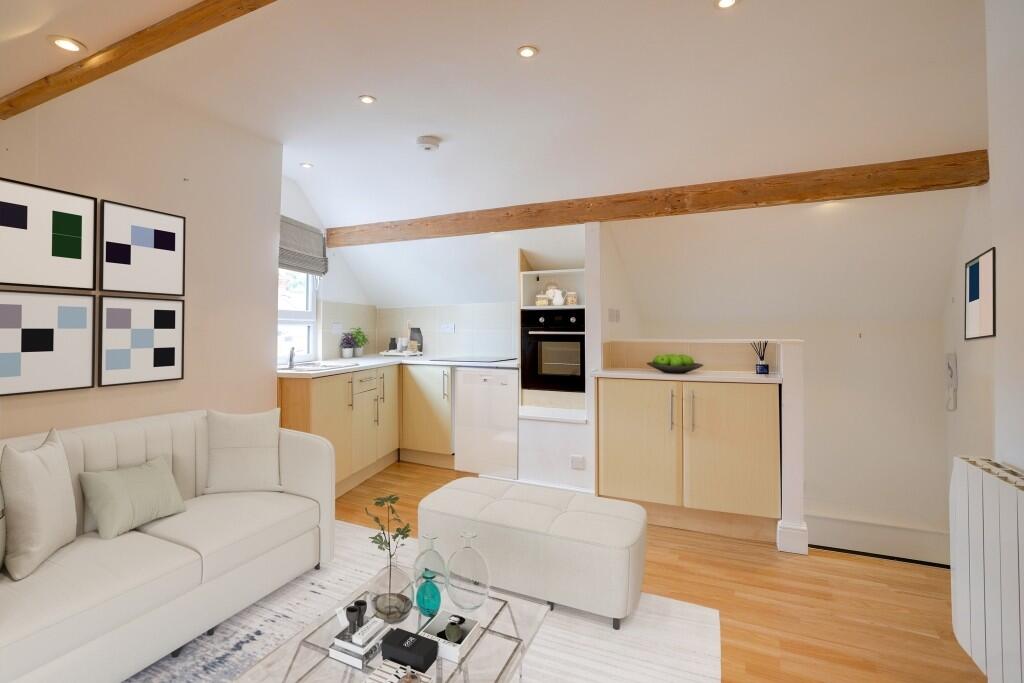 Regent Street, Dawlish, EX7 9LE photo 2