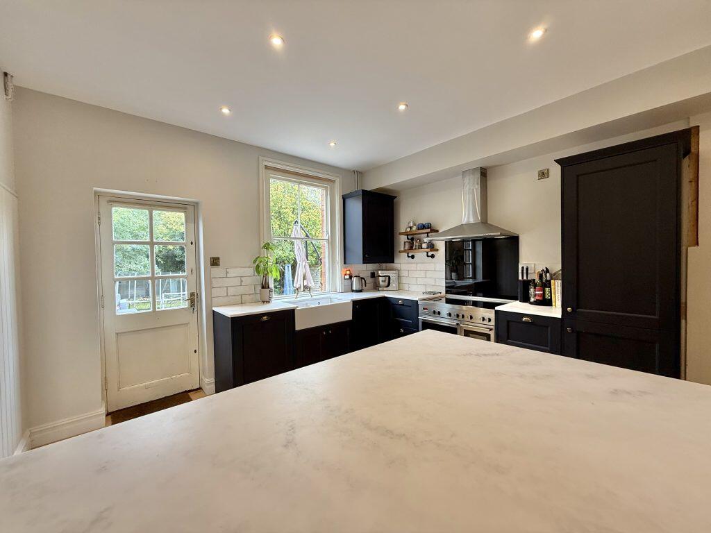 Additional image 4 of Grove Avenue, Yeovil, Somerset, BA20