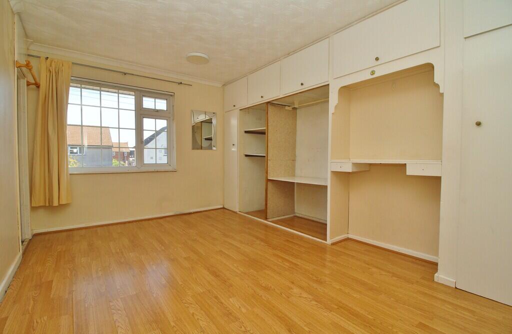 House in Havant, Hampshire - View 5
