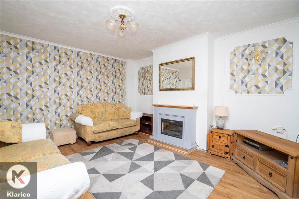 Fast Pits Road, Birmingham, B25 photo 3