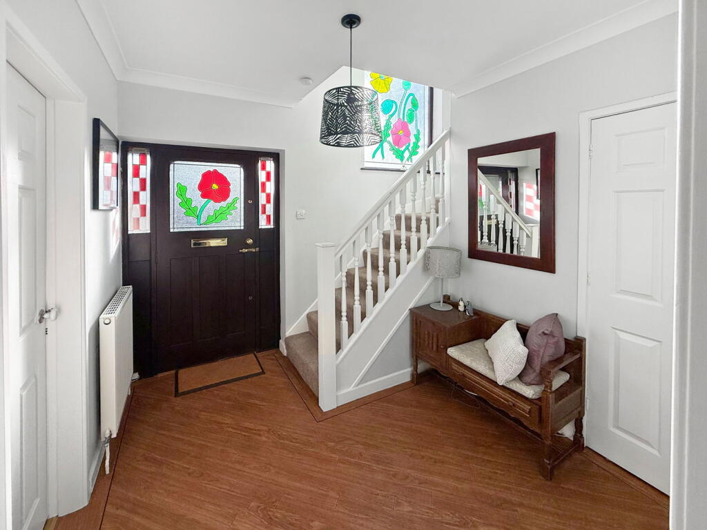 Grange Drive, Hoghton, Preston, PR5 0LP photo 2