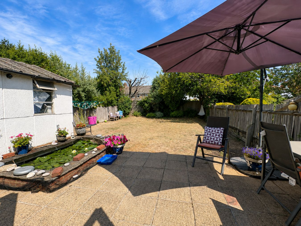 House in London - View 3