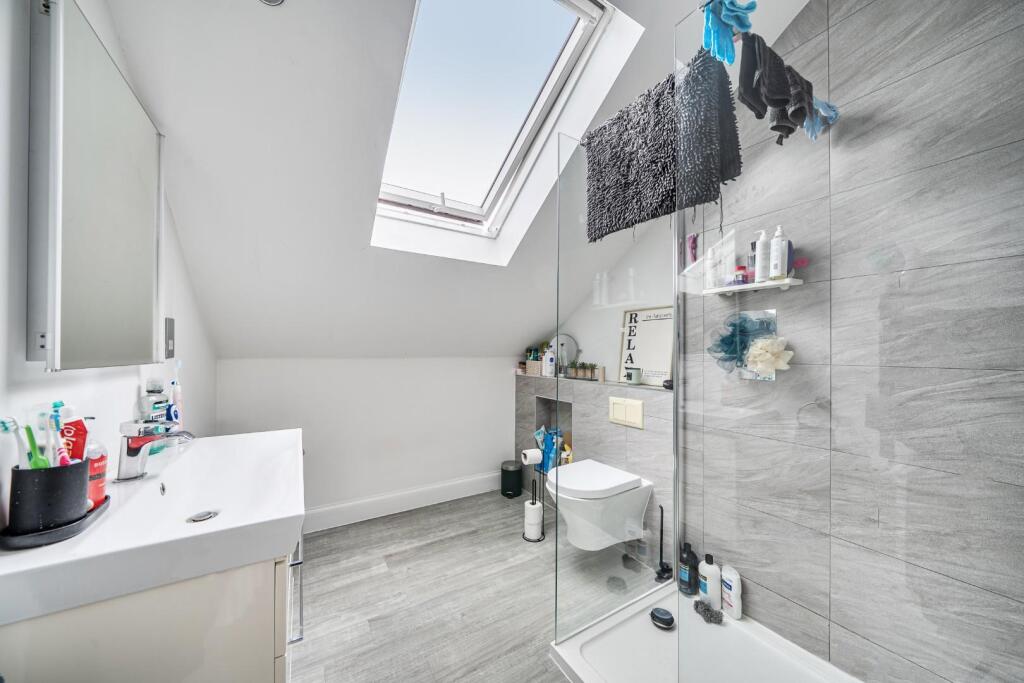 Apartment in London, Blackbrook, Southborough - View 4
