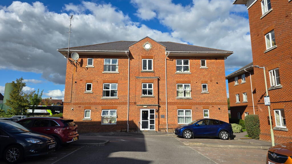 Main image of property: Doyen Court, Thornycroft Close, Newbury, RG14 5QG