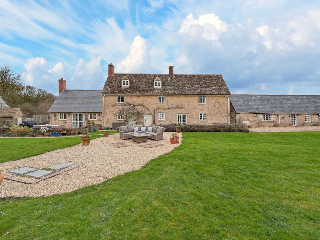 Main image of property: Warrens Cross, Lechlade, GL7