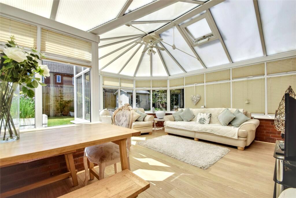 House in Worcester - View 2