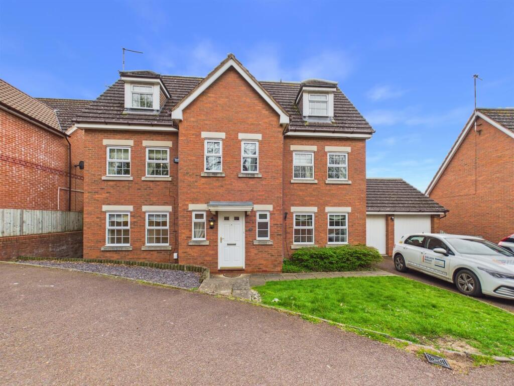 Main image of property: Arlescote Close, Hatton Park, Warwick