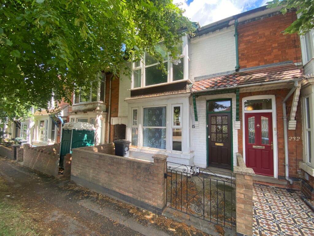 Main image of property: Wellingborough Road, Rushden, NN10 9XR