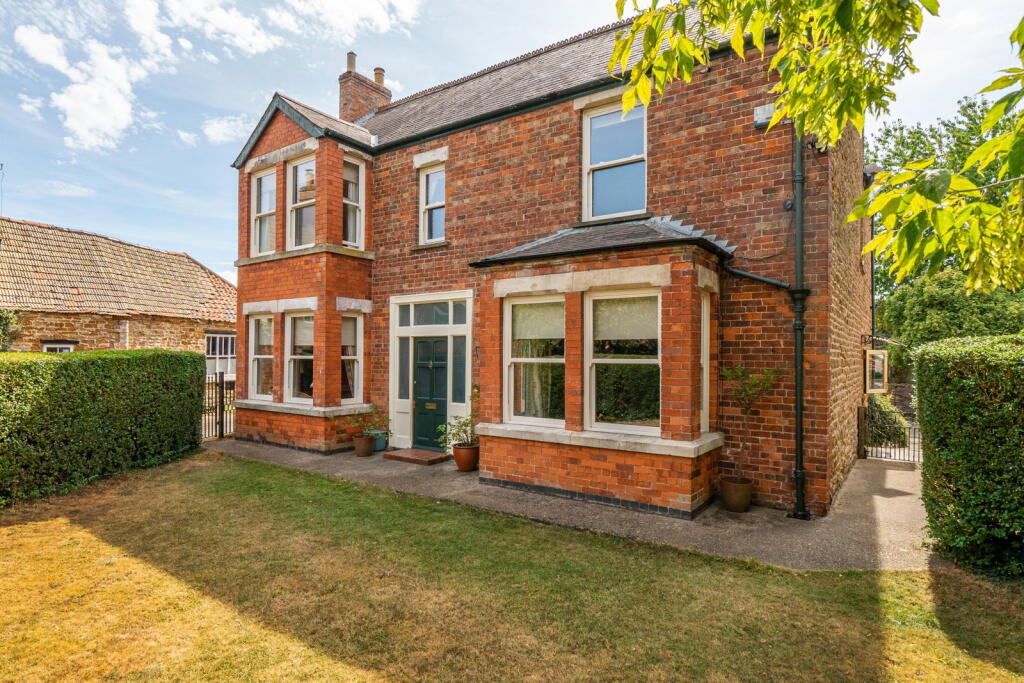 House in Leicester - More