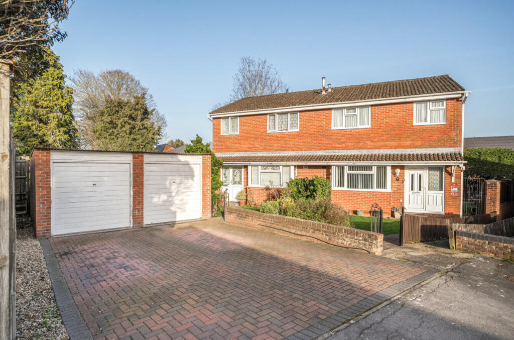 Main image of property: Regents Park Gardens, Regents Park, Southampton, Hampshire, SO15