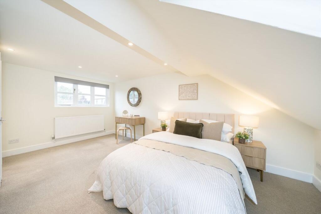 Ravenstone Street, Balham photo 4