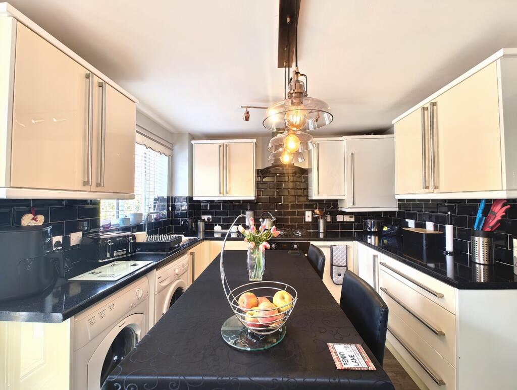 House in Dudley, Upper Gornal - View 5
