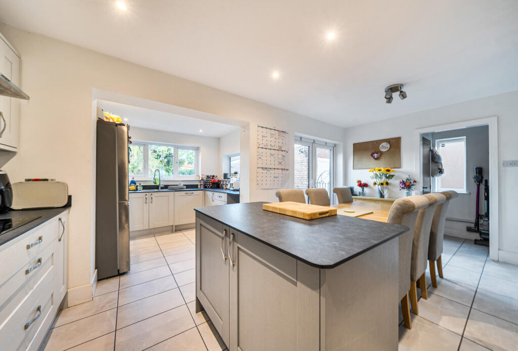 House in Bristol, Goosegreen, Frampton Cotterell - View 4