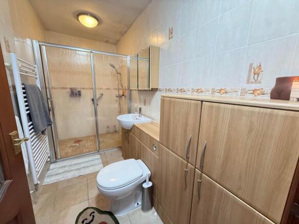 Bungalow Shower Room