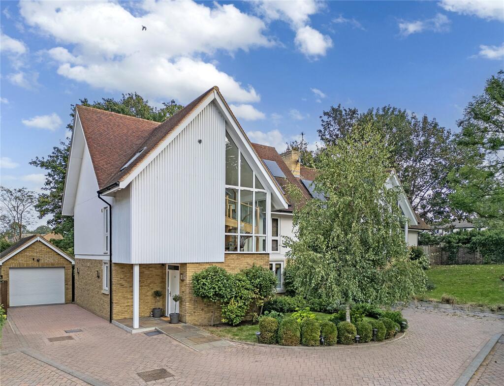 Main image of property: Chignal Road, Chelmsford, Essex, CM1