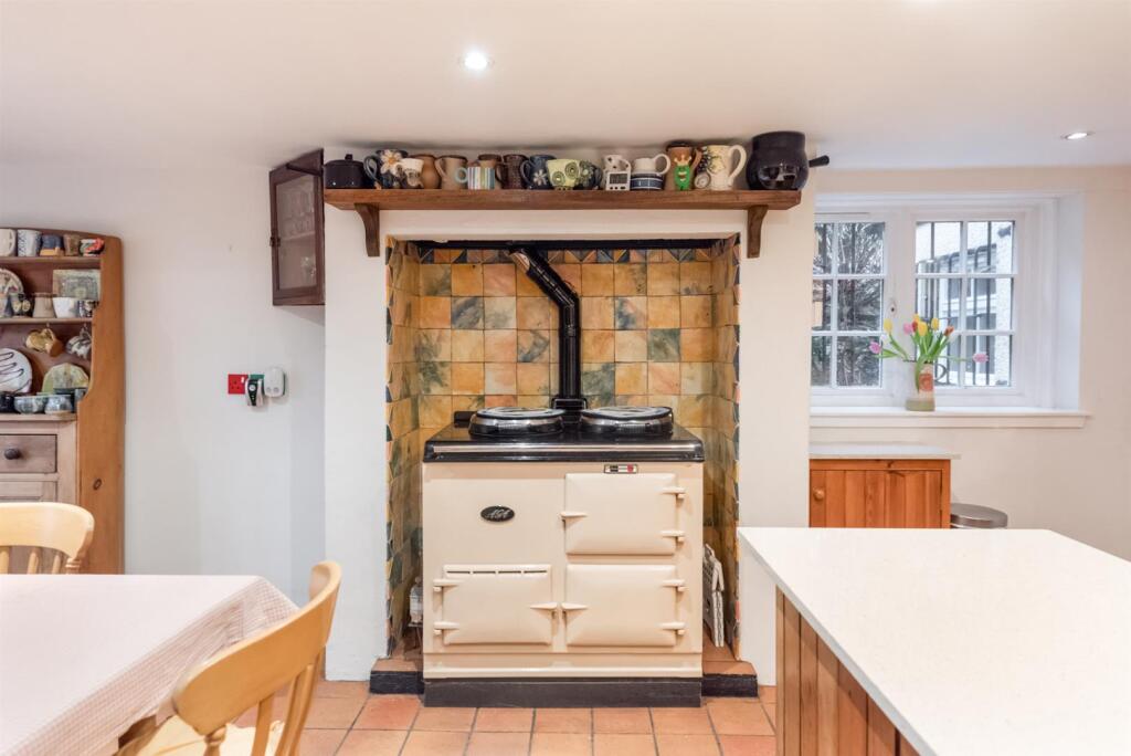 House in Falkirk, Clackmannanshire - More