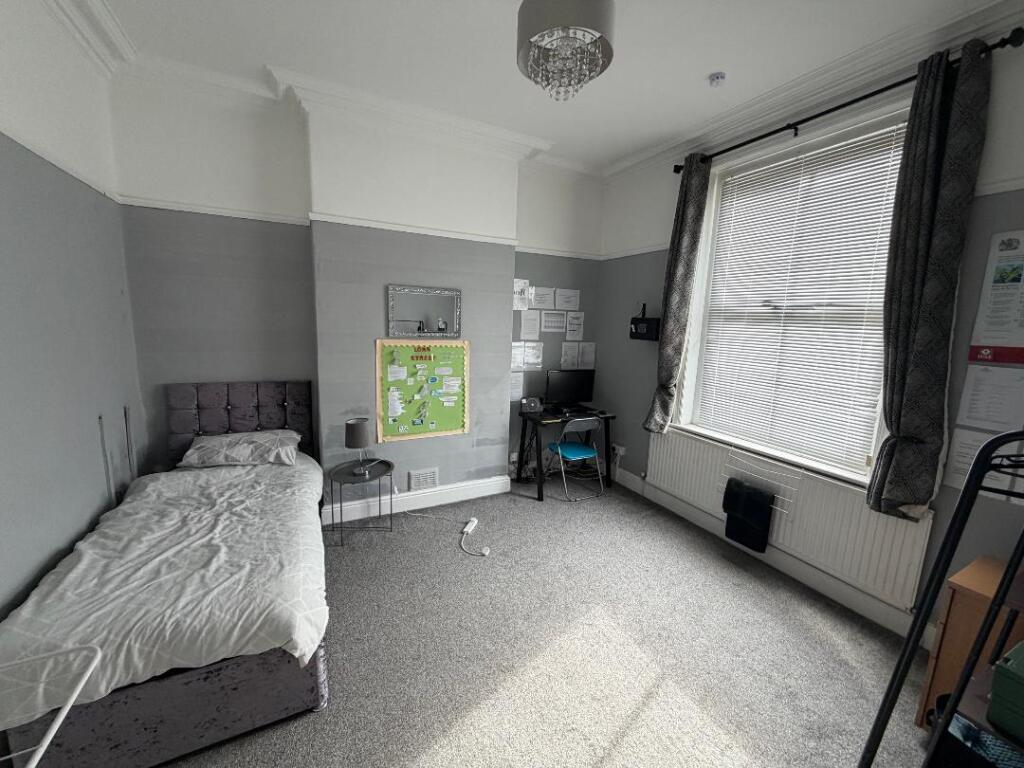 Lorn Street, Birkenhead, CH41 photo 5