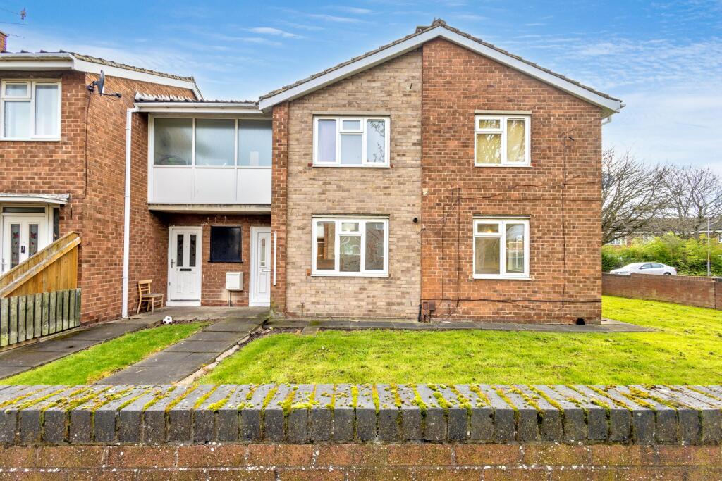 Main image of property: 11 Dukeport Court, Stockton-on-Tees, TS18 2JG