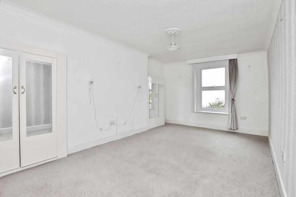 Apartment in Exeter - View 2