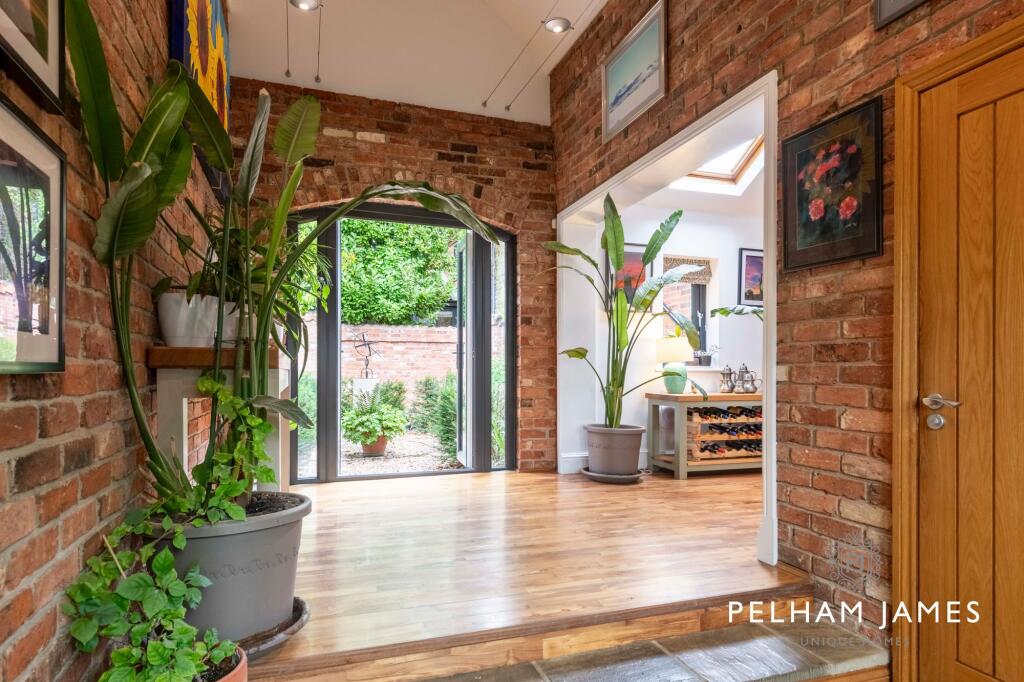 House in Nottingham - View 3