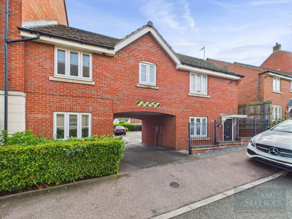 Main image of property: 2 bedroom FREEHOLD apartment WITH GARAGE - Shipton Road, Hamilton, Leicester