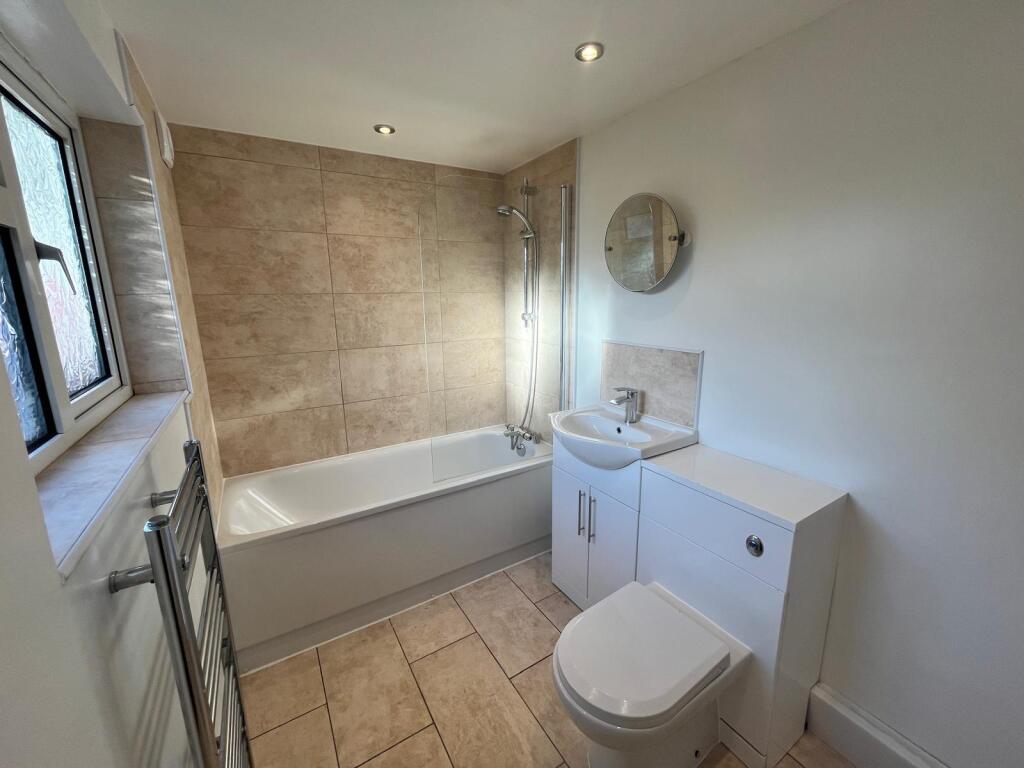 House in Stafford, Castletown - More