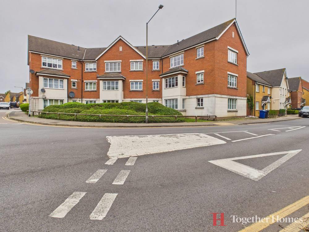 Main image of property: Hopewell Close, Chafford Hundred, Grays