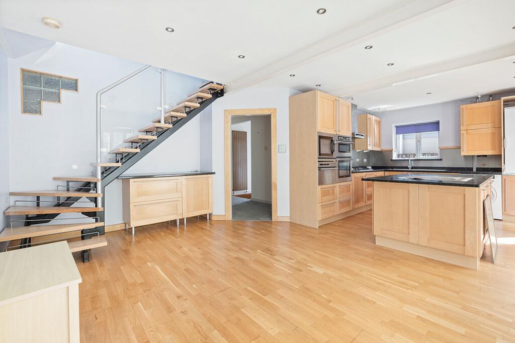 Elgin Road, Poole, BH14 photo 5