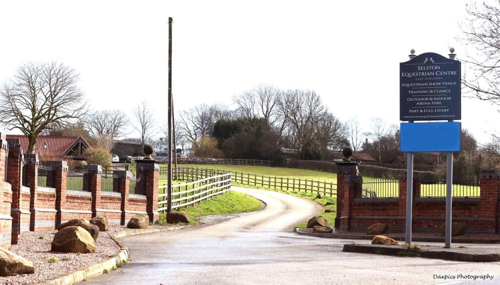 Selston Equestrian Centre, Nottingham, NG16 - View 2