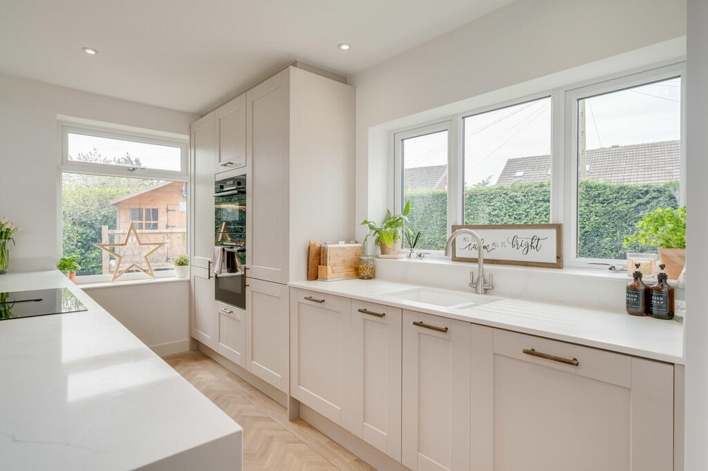 House in Wakefield - View 5