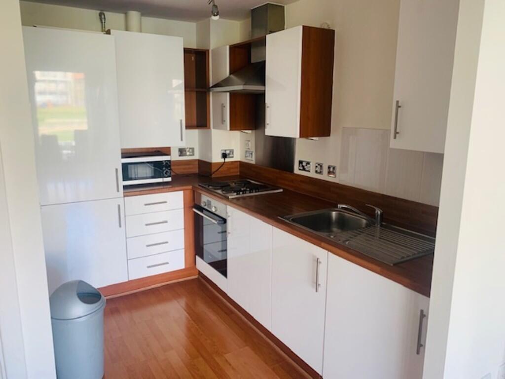 28 Alfred Knight Way photo 4