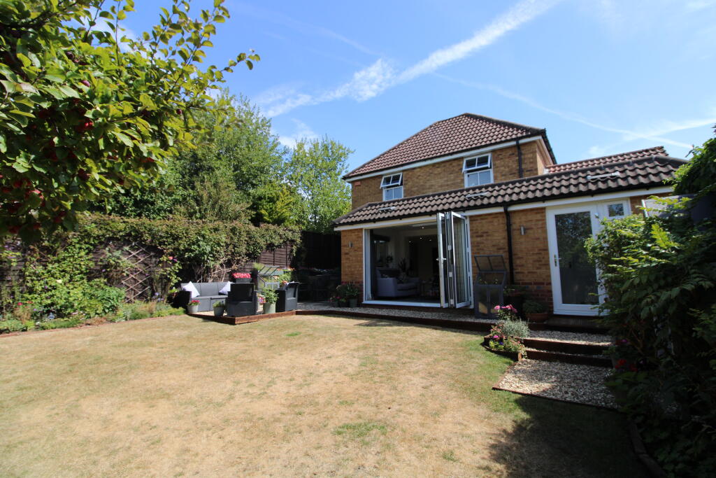 House in Reading - View 4