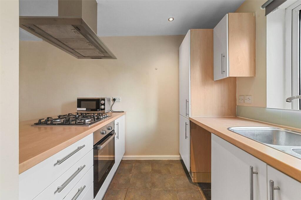 Apartment in London - View 4
