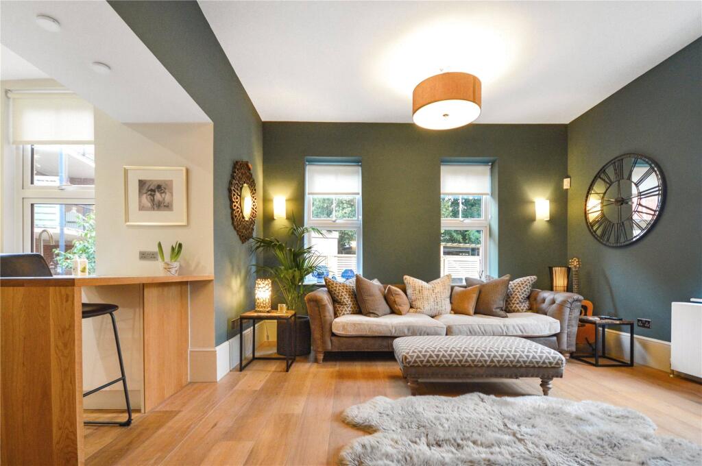 Apartment in Exeter - View 4