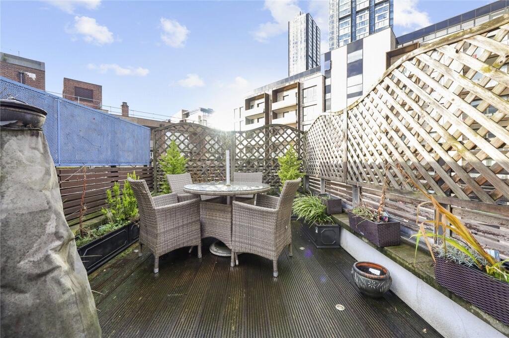 Main image of property: 5 Dingley Place, EC1V